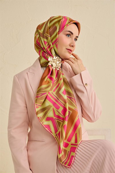 Twill İpek Eşarp Bohem Atlas Desen Fıstık Yeşili 90x90