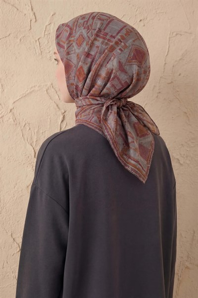 Soft Eşarp Geometrik Desen Pastel Mor 90x90