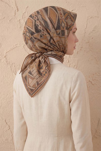 Soft Eşarp Geometrik Desen Vizon 90x90