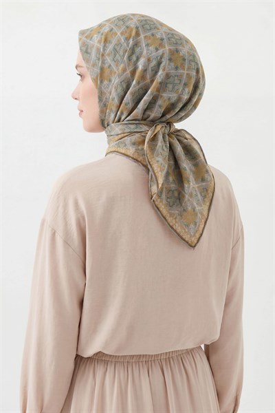 Soft Eşarp Minimal Motif Gümüş