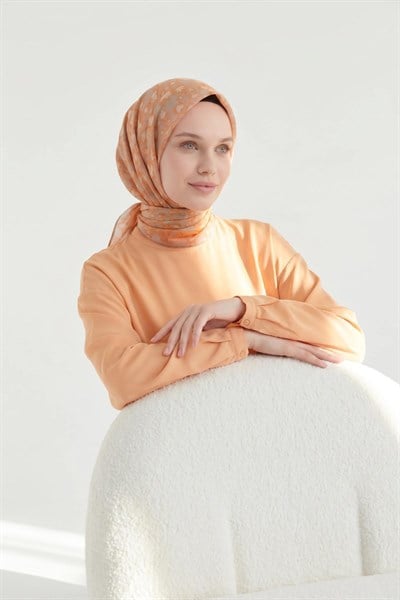Soft Eşarp Yaprak Desen Yavruağzı 90x90