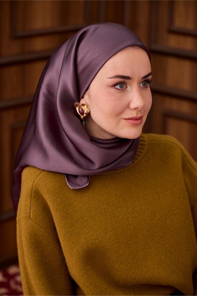 Sura İpek Eşarp Mor Düz Dokulu Kaymaz Yüzeyli 90X90