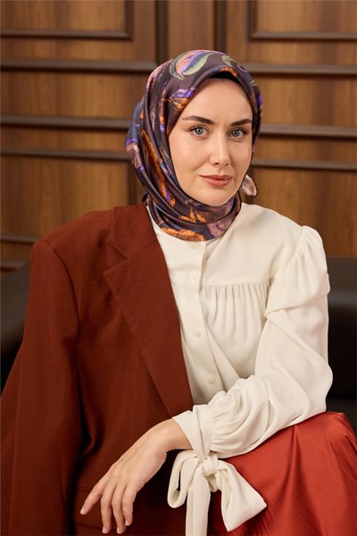 Twill İpek Eşarp Acı Kahve-Turuncu Desenli Tok Duruşlu 90X90