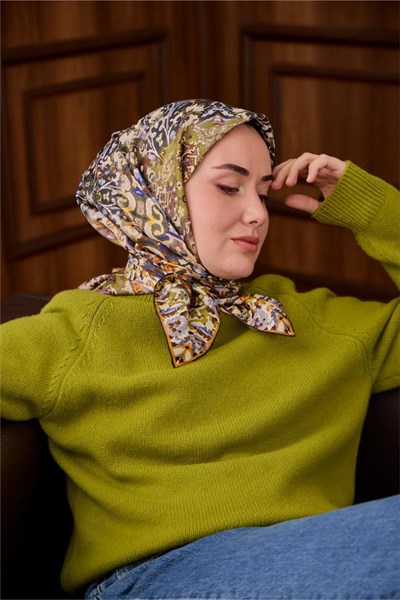 Twill İpek Eşarp Fıstık Yeşili–Turuncu Desenli Tok Duruşlu Kaymaz 90X90