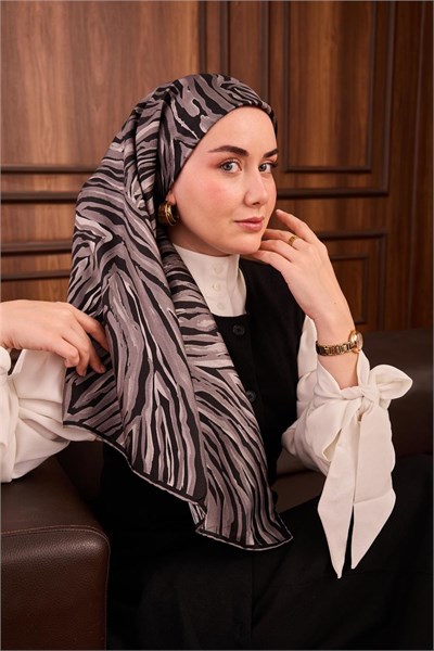 Twill İpek Eşarp Gri Siyah Gümüş Dalga Desenli Tok Duruşlu 90X90