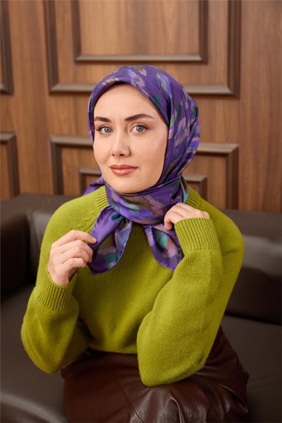 Twill İpek Eşarp Mor-Zümrüt Yaprak Desenli Tok Duruşlu 90X90