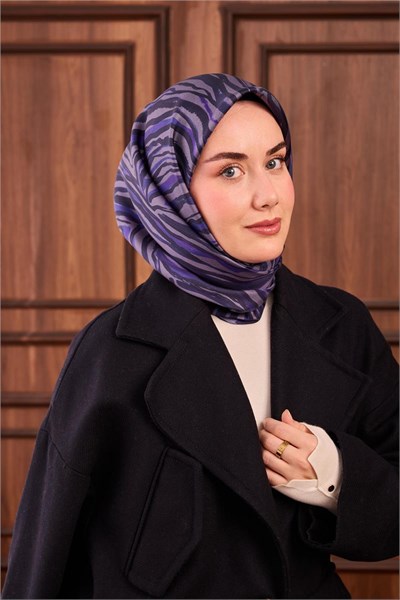 Twill İpek Eşarp Pastel Mor Geometrik Desenli Tok Duruşlu 90X90