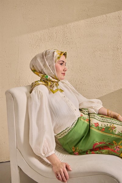 Twill İpek Watercolor Eşarp Yağ Yeşili 90x90