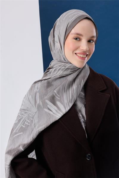 Viskon Mayda Şal Uçuk Gri Zeminli Gümüş ve Füme Tonlu Desenli Yumuşak Dokulu Dökümlü 190x70