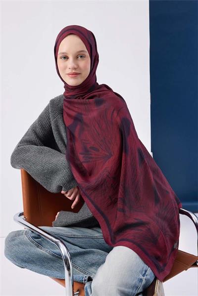 Viskon Mayda Şal Vişne Zeminli Siyah Detaylı Desenli Yumuşak Dokulu Dökümlü 190x70