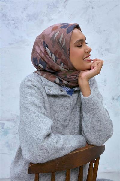 Viskon Velora Eşarp Kahverengi-Lacivert-Yeşil Desenli Kaymaz Dokulu Tok Duruşlu 90x90