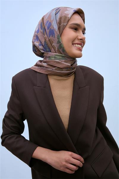Viskon Velora Eşarp Kahverengi-Sütlü Kahve-Yeşil Desenli Kaymaz Dokulu Tok Duruşlu 90x90