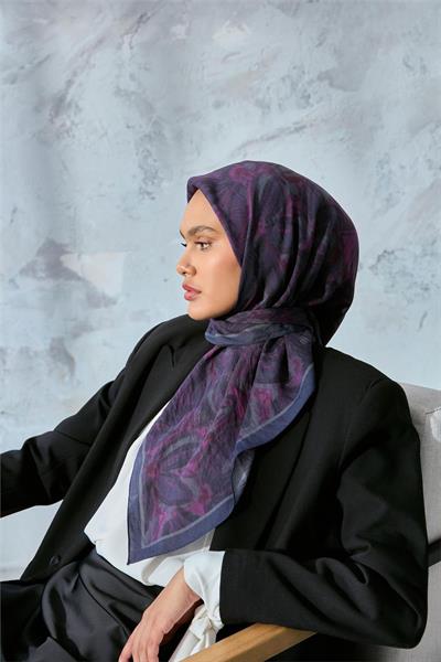 Viskon Velora Eşarp Lacivert-Füme-Erguvan Desenli Kaymaz Dokulu Tok Duruşlu 90x90