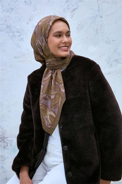 Viskon Velora Eşarp Kına Yeşili-Olive Desenli Tok Duruşlu Kaymaz Dokulu 90x90