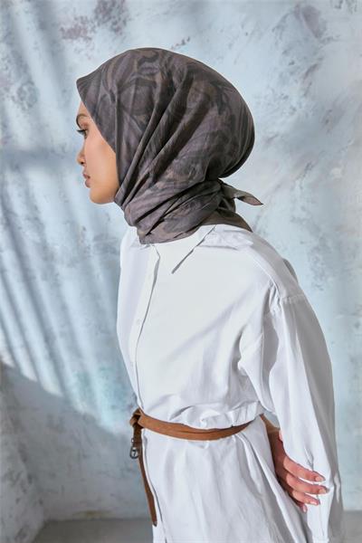 Viskon Velora Eşarp Zeytin Gri-Sazlık Yeşili Desenli Tok Duruşlu Kaymaz Dokulu 90x90