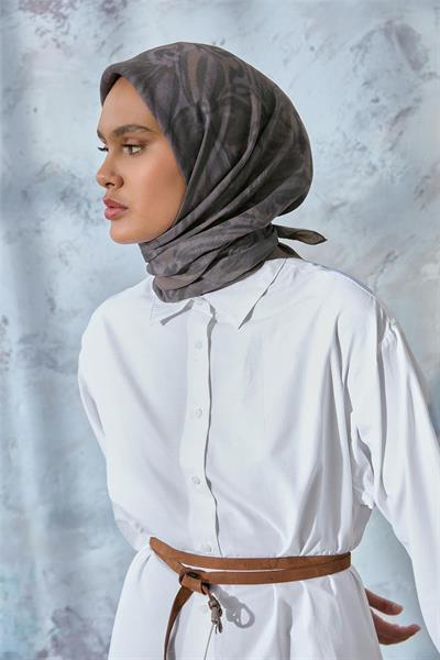 Viskon Velora Eşarp Zeytin Gri-Sazlık Yeşili Desenli Tok Duruşlu Kaymaz Dokulu 90x90