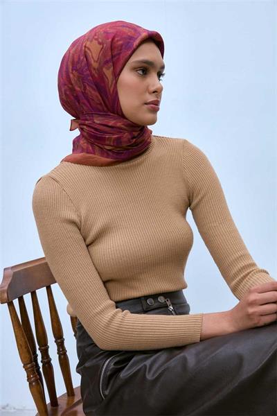 Viskon Velora Eşarp Karamel-Erguvan Tonlu Desenli Tok Duruşlu Kaymaz 90x90