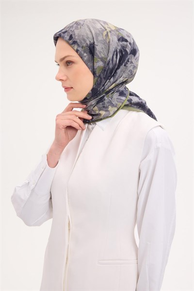 Velora Eşarp Fırça Çiçek Desen Yeşil 90X90