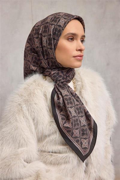 Viskon Velora Eşarp Siyah Acı Kahve Yonca Desenli Tok Duruşlu 90x90