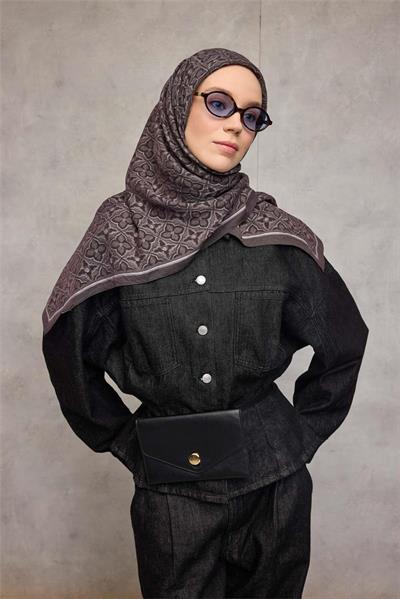 Viskon Velora Eşarp Koyu Füme Yonca Desenli Tok Duruşlu 90x90