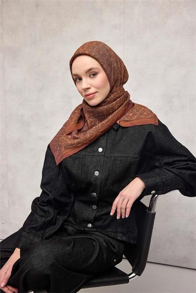 Viskon Velora Eşarp Koyu Kiremit Yonca Desenli Tok Duruşlu 90x90