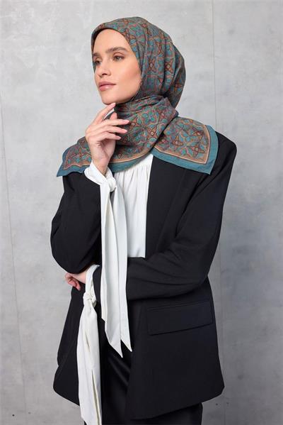 Viskon Velora Eşarp Yonca Desenli Petrol Mavisi Tok Duruşlu 90x90