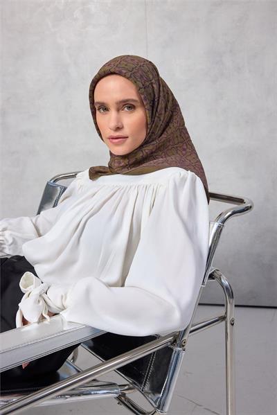 Viskon Velora Eşarp Yonca Desenli Haki Yeşil Tok Duruşlu 90x90