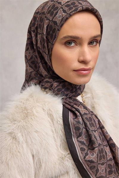 Viskon Velora Eşarp Siyah Acı Kahve Yonca Desenli Tok Duruşlu 90x90