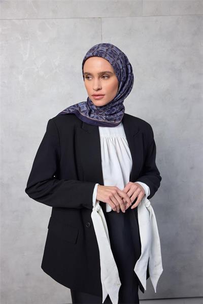 Viskon Velora Eşarp Yonca Desenli Gece Mavisi Tok Duruşlu 90x90