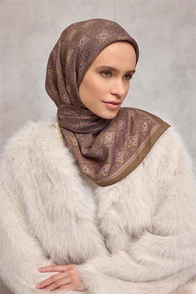 Viskon Velora Eşarp Küllü Vizon Yonca Desenli Tok Duruşlu 90x90