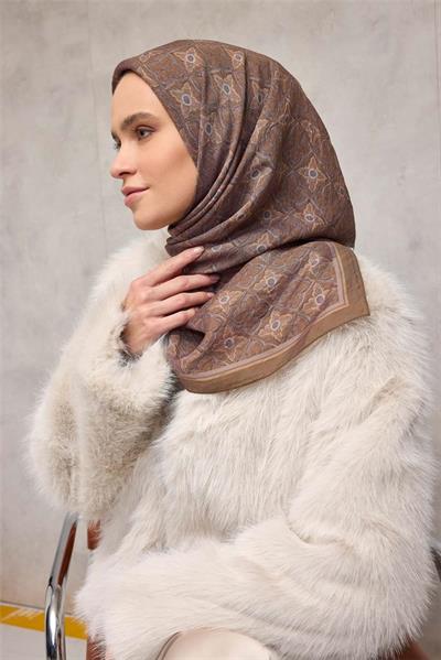 Viskon Velora Eşarp Küllü Vizon Yonca Desenli Tok Duruşlu 90x90