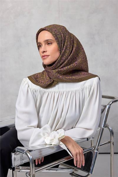 Viskon Velora Eşarp Yonca Desenli Haki Yeşil Tok Duruşlu 90x90