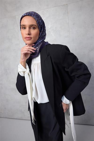 Viskon Velora Eşarp Yonca Desenli Gece Mavisi Tok Duruşlu 90x90