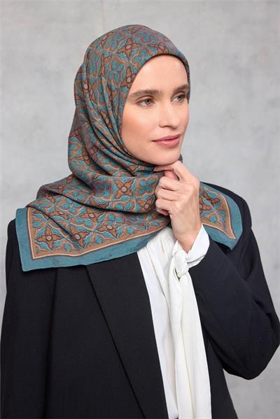 Viskon Velora Eşarp Yonca Desenli Petrol Mavisi Tok Duruşlu 90x90