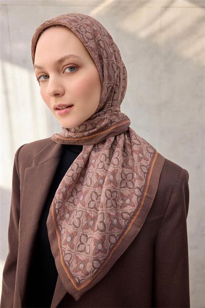 Viskon Velora Eşarp Pudra Vizon Yonca Desenli Tok Duruşlu 90x90
