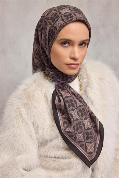 Viskon Velora Eşarp Siyah Acı Kahve Yonca Desenli Tok Duruşlu 90x90