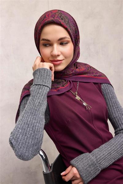 Viskon Velora Eşarp Erik Moru Antik Desenli Tok Duruşlu 90x90