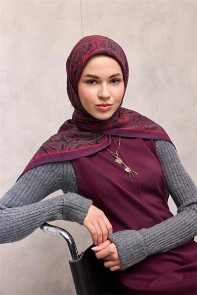 Viskon Velora Eşarp Erik Moru Antik Desenli Tok Duruşlu 90x90