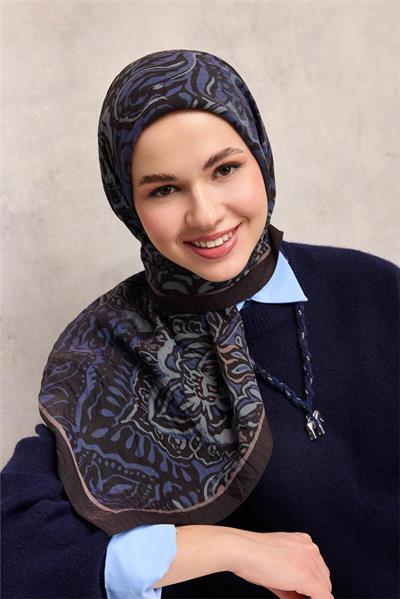 Viskon Velora Eşarp Siyah Antik Desenli Tok Duruşlu 90x90