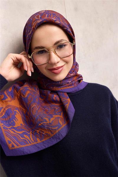 Viskon Velora Eşarp Menekşe Antik Desenli Tok Duruşlu 90x90