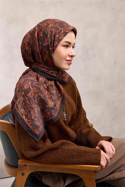 Viskon Velora Eşarp Koyu Kahverengi Tonlu Barok Floral Desenli Tok Duruşlu 90x90