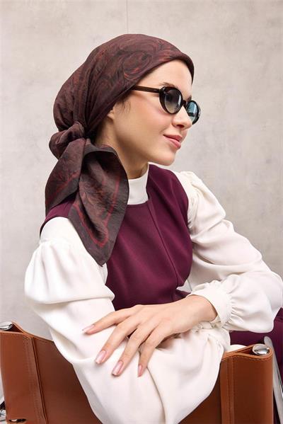 Viskon Velora Eşarp Mürdüm-Vişne Tonlu Barok Floral Desenli Tok Duruşlu 90x90