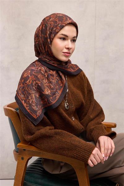 Viskon Velora Eşarp Koyu Kahverengi Tonlu Barok Floral Desenli Tok Duruşlu 90x90