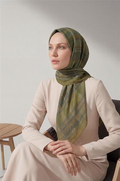 Viskon Velora Eşarp Ekose Desenli Yağ Yeşili Tok Duruşlu Dört Mevsim 90x90
