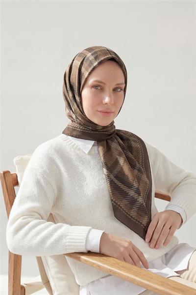 Viskon Velora Eşarp Sütlü Kahve Ekose Desenli Tok Duruşlu Kaymaz 90x90