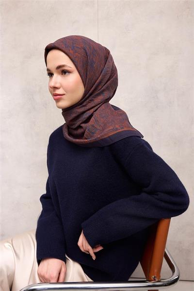 Viskon Velora Eşarp Violet Tonlu Labirent Desenli Tok Duruşlu 90x90