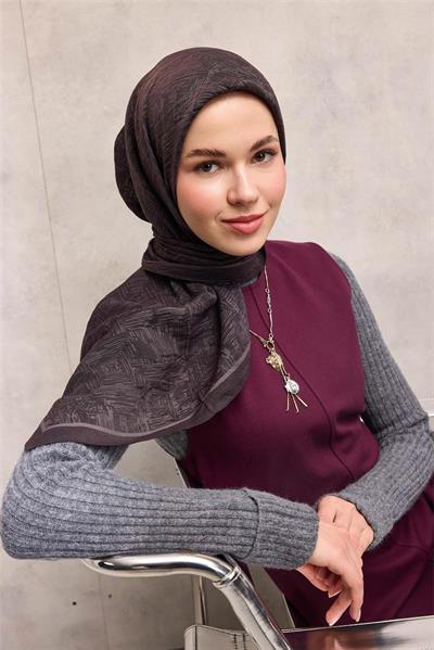 Viskon Velora Eşarp Koyu Vizon Labirent Desenli Tok Duruşlu 90x90