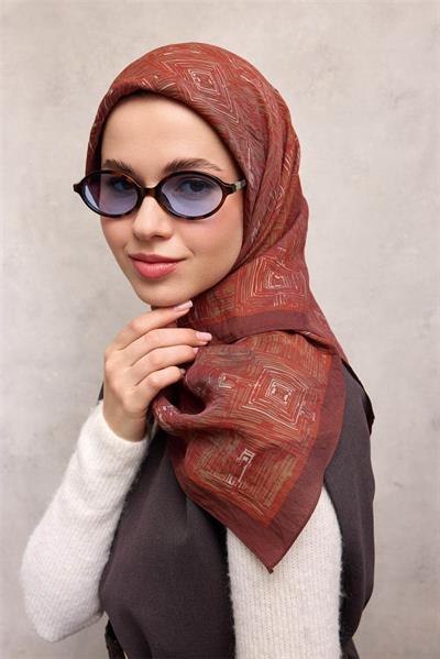 Viskon Velora Eşarp Mürdüm Labirent Desenli Tok Duruşlu Kaymaz 90x90