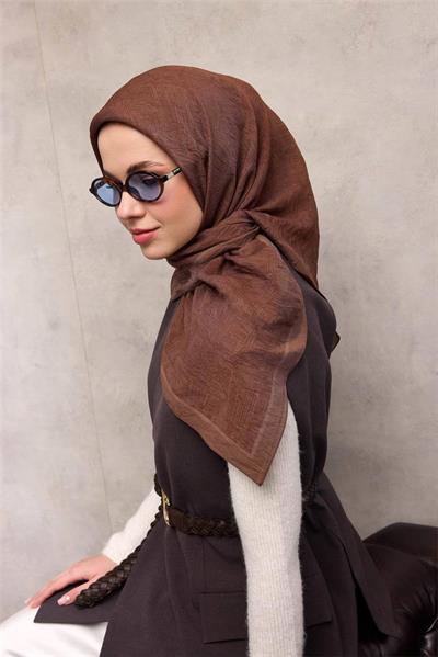 Viskon Velora Eşarp Kahverengi Labirent Desenli Tok Duruşlu Dört Mevsim 90x90