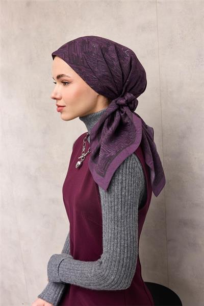 Viskon Velora Eşarp Eflatun Tonlu Labirent Desenli Tok Duruşlu 90x90